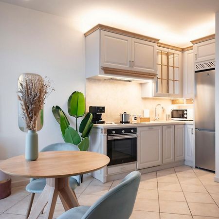 Zefiro Apartments San Vincenzo Luaran gambar