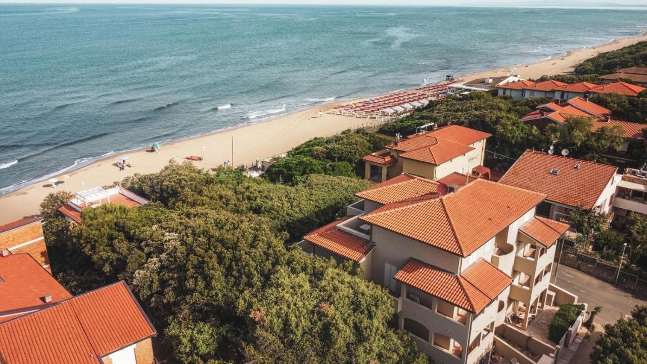 Zefiro Apartments San Vincenzo Luaran gambar