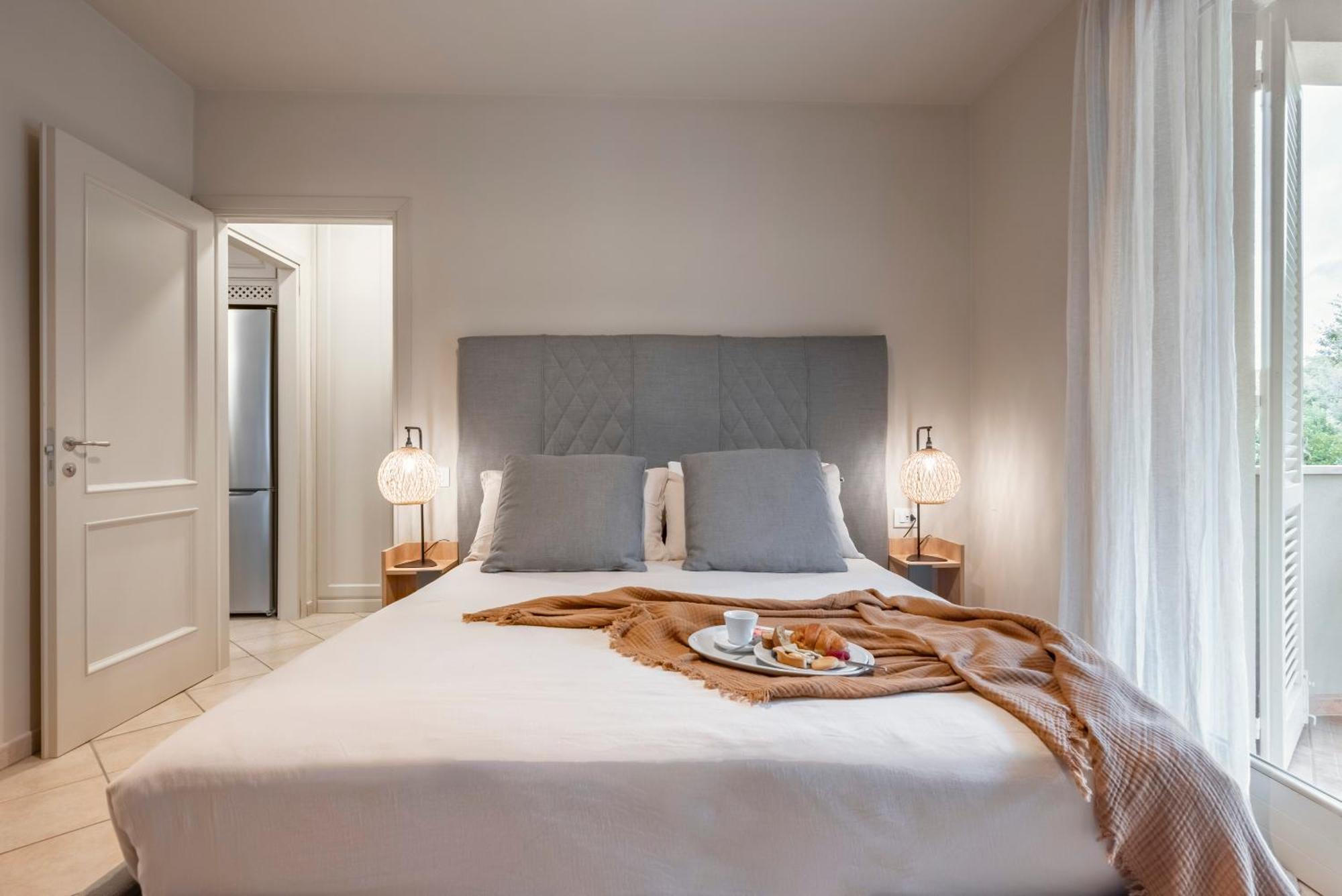 Zefiro Apartments San Vincenzo Luaran gambar