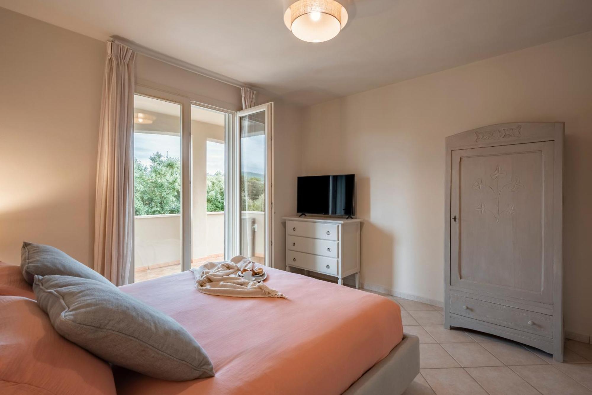Zefiro Apartments San Vincenzo Luaran gambar