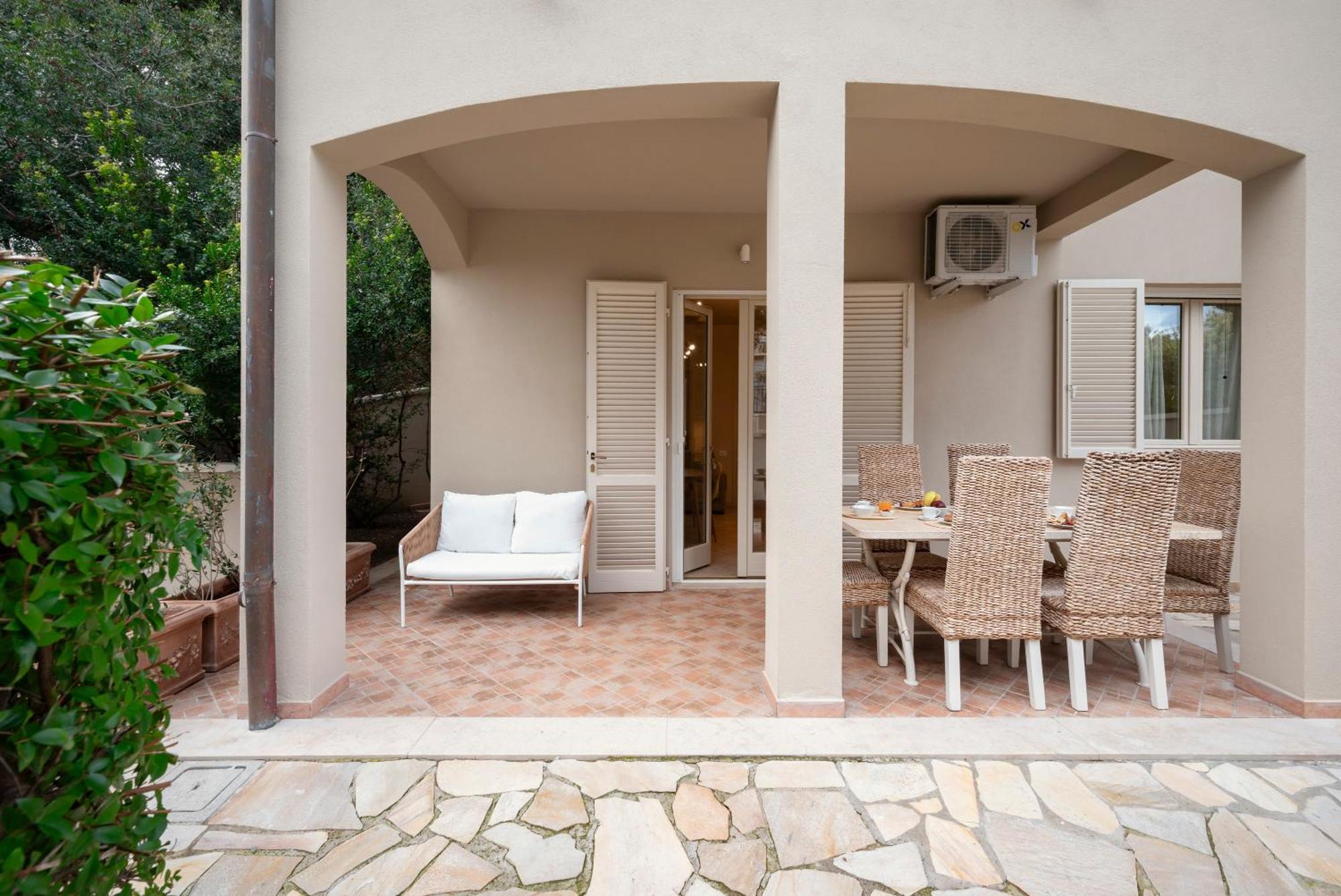 Zefiro Apartments San Vincenzo Luaran gambar